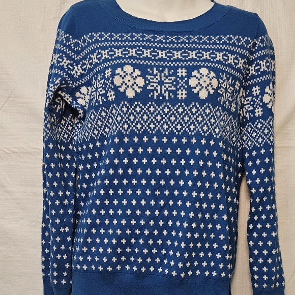 Fair Isle Sweater Loft - Picture 7 of 11